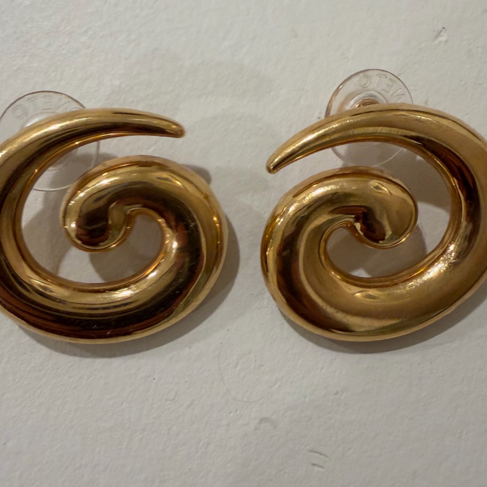 Gold Swirl Earrings
